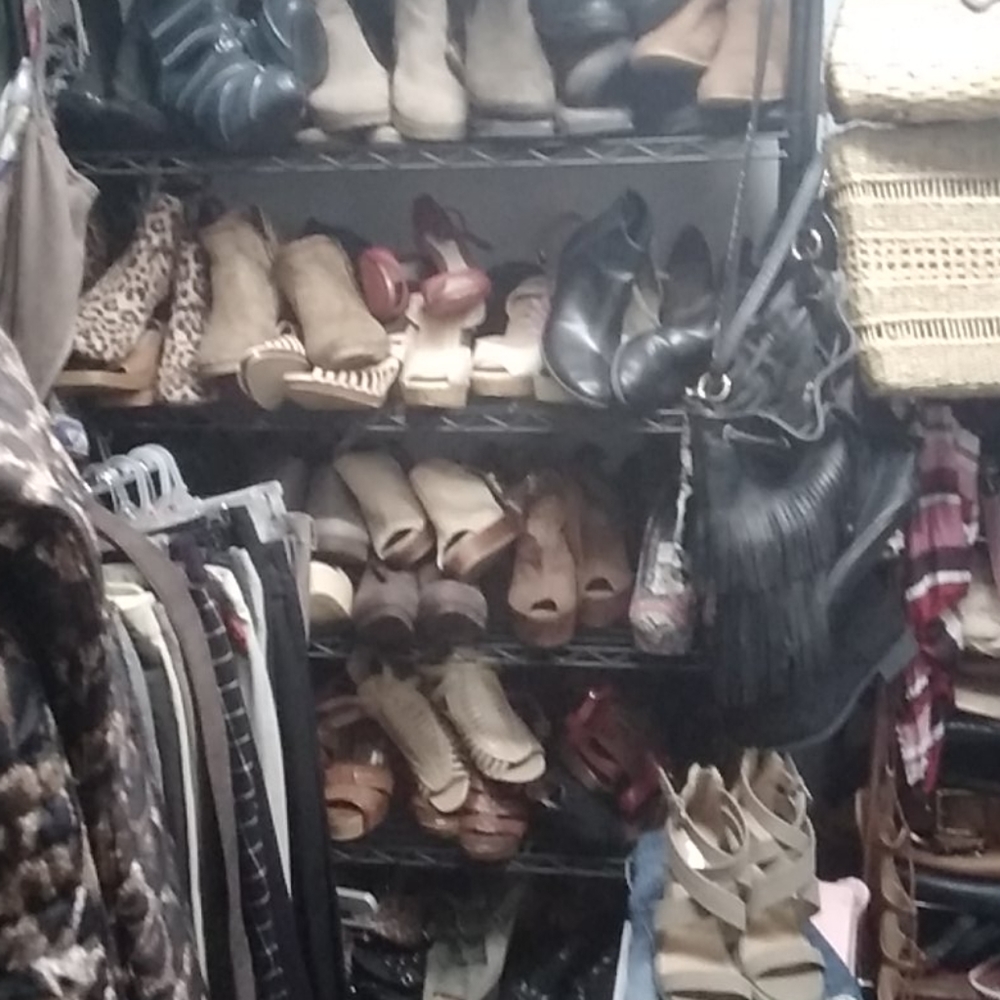 Clothes - Picture 3 of 5